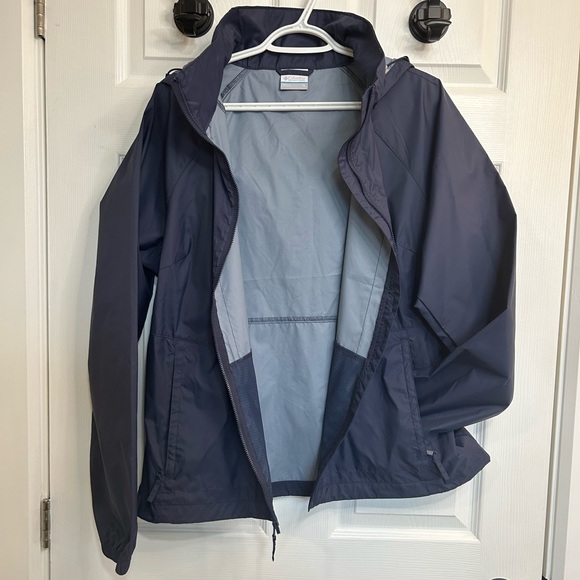 Columbian Windbreaker - Picture 12 of 16
